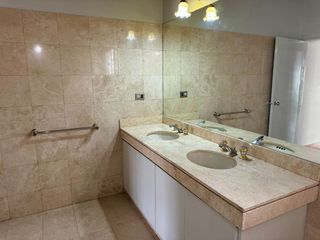 Foto 28 de Venta linda casa en condominio Los Granados. Surco. Cerca a universidad de Lima