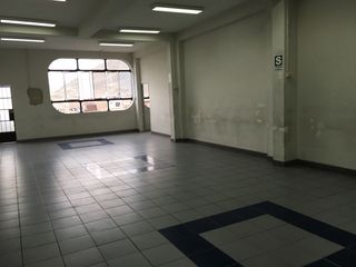Foto 3 de Edificio comercial Paseo de la República