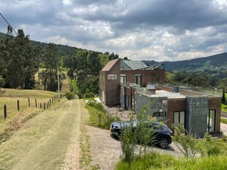 Foto 2 de Venta de Casa en la Calera
