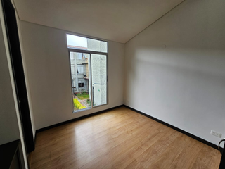 Foto 2 de SE VENDE ESPECTACULAR CASA EN FUNZA QUINTAS DE CELTA 3