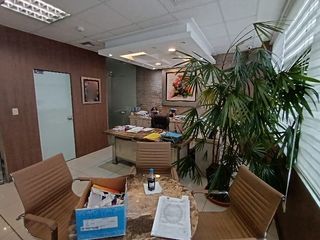 Foto 21 de Oficina de venta en el Edificio Xima, Samborondón, 176 m2, 3 parqueos.