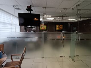 Foto 23 de Oficina de venta en el Edificio Xima, Samborondón, 176 m2, 3 parqueos.