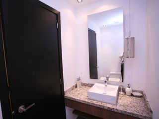 Foto 5 de Venta de Hermoso Departamento Amoblado de 3 Dormitorios en La Portugal