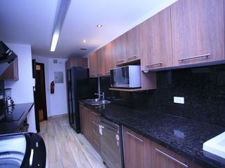 Foto 6 de Venta de Hermoso Departamento Amoblado de 3 Dormitorios en La Portugal