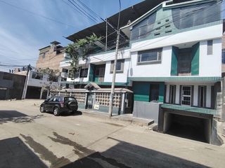 Foto 1 de Se Vende Amplia Casa de 190m2 03Pisos+Azotea Sector 01 grupo 02 En Villa El Salvador!