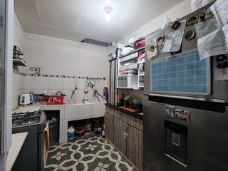 Foto 6 de Se Vende Amplia Casa de 190m2 03Pisos+Azotea Sector 01 grupo 02 En Villa El Salvador!
