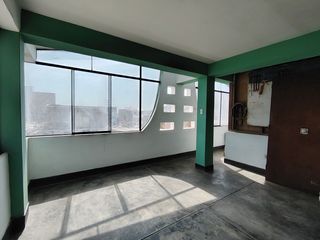 Foto 33 de Se Vende Amplia Casa de 190m2 03Pisos+Azotea Sector 01 grupo 02 En Villa El Salvador!