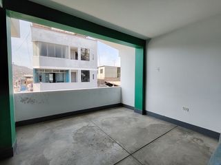 Foto 35 de Se Vende Amplia Casa de 190m2 03Pisos+Azotea Sector 01 grupo 02 En Villa El Salvador!