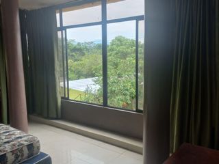 Foto 5 de Vendo  Hostería en el Tena 4.380m2 de Terreno de Construcción 1472.54m2 y en obra gris 195m2 16 años de construcción