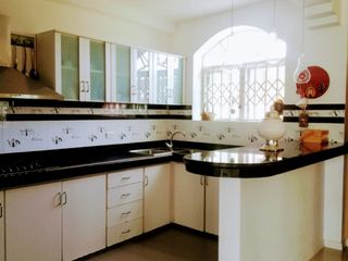 Foto 7 de Casa en venta de 6 Dormitorios en la Playa de Tonsupa