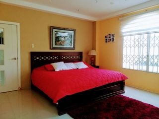 Foto 15 de Casa en venta de 6 Dormitorios en la Playa de Tonsupa