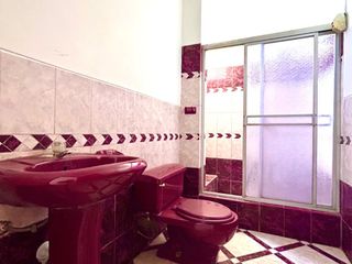 Foto 7 de Vendo EXCLUSIVA Casa en ESQUINA frente PARQUE y la ANGOSTURA ICA!