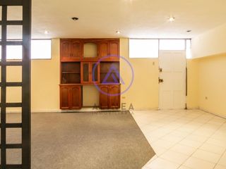 Foto 1 de SE ALQUILA OFICINA O CONSULTORIO EN SAN BORJA  113M2  PUERTA CALLE