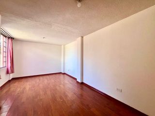 Foto 6 de SE VENDE CASA CON VERDE HORIZONTE NORTE DE QUITO