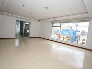 Foto 1 de EN VENTA: PENTHOUSE EXCLUSIVO CON VISTAS PANORÁMICAS EN BELLAVISTA