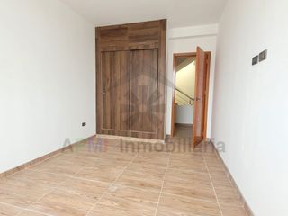 Foto 8 de VENTA DE CASA MODERNA EN URBANIZACIÓN LOS SAUCES Y FRENTE A PARQUE