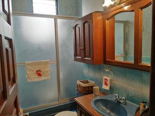Foto 10 de VENDO AMPLIA CASA DOS PISOS EN CONJUNTO EXCELENTE UBICACION  6 DE DICIEMBRE Y EL INCA
