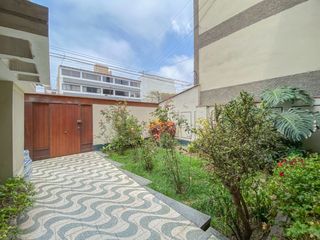 Foto 3 de Vendo Casa a una cuadra de Av. 28 de Julio, zona segura y tranquila.