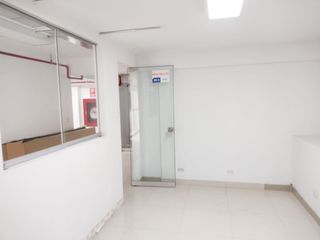 Foto 1 de OFICINA ADMINISTRATIVA 48 M2 EN ALQUILER EN SAN ISIDRO