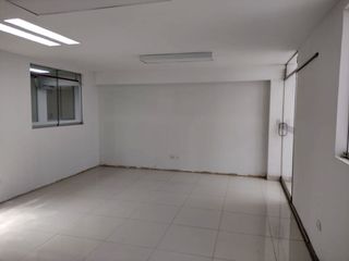 Foto 3 de OFICINA ADMINISTRATIVA 48 M2 EN ALQUILER EN SAN ISIDRO