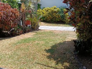 Foto 2 de Venta de amplia y acogedora casa en San Borja !