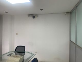Foto 14 de LOCAL COMERCIAL U OFICINA EN ALQUILER EN LA AV. IZAGUIRRE CDRA. 10. 2DO y 4TO PISO. LOS OLIVOS