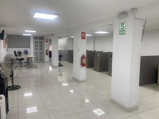 Foto 45 de LOCAL COMERCIAL U OFICINA EN ALQUILER EN LA AV. IZAGUIRRE CDRA. 10. 2DO y 4TO PISO. LOS OLIVOS