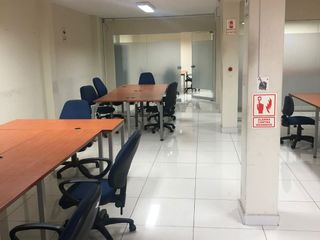 Foto 60 de LOCAL COMERCIAL U OFICINA EN ALQUILER EN LA AV. IZAGUIRRE CDRA. 10. 2DO y 4TO PISO. LOS OLIVOS