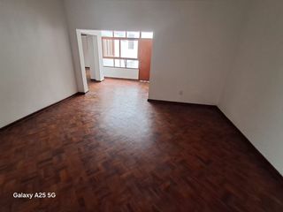 Foto 2 de 🚨 ALQUILO CASA PARA OFICINAS EN SAN ISIDRO