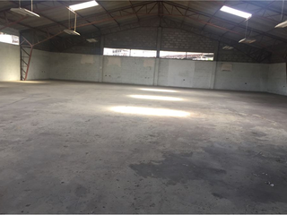 Foto 3 de Alquiler de Bodega en Via Daule, Ecuador