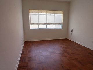Foto 2 de VENDO DEPARTAMENTO 3ER PISO SAN ANTONIO MIRAFLORES