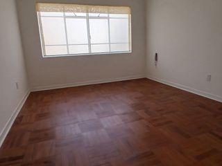 Foto 5 de VENDO DEPARTAMENTO 3ER PISO SAN ANTONIO MIRAFLORES
