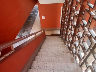 Foto 18 de VENDO DEPARTAMENTO 3ER PISO SAN ANTONIO MIRAFLORES