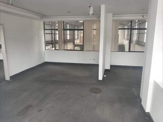 Foto 6 de Arriendo Bodega de 1.000m2 en Carcelén Industrial