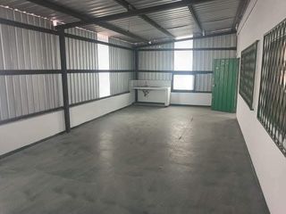 Foto 8 de Arriendo Bodega de 1.000m2 en Carcelén Industrial