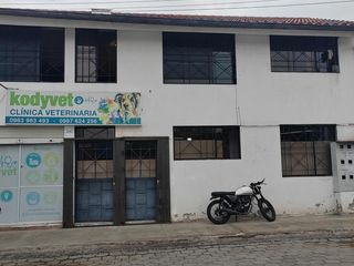 Foto 1 de VENDO CASA COMERCIAL EM PUEMBO