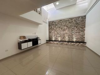 Foto 6 de Alquilo casa en el barrio el ingenio 2
