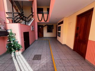 Foto 4 de ALQUILER DEPARTAMENTO FLAT PRIMER PISO AV GENERAL SALAVERRY – JESÚS MARIA