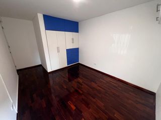 Foto 12 de ALQUILER DEPARTAMENTO FLAT PRIMER PISO AV GENERAL SALAVERRY – JESÚS MARIA