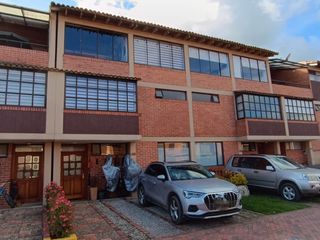 Foto 1 de Amplia y Exclusiva Casa en Chía venta: Seguridad, Confort y Ubicación Ideal
