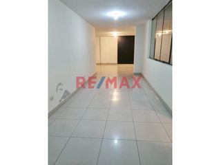 Foto 7 de Venta Departamento Urb. Santa Rosa De Surco
