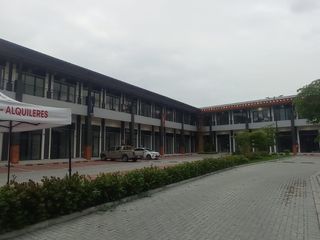 Foto 17 de Alquiler Local Costa Brisa Plaza