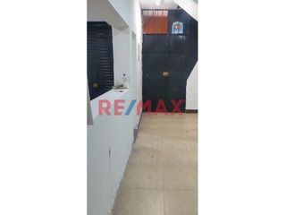 Foto 3 de Se Alquila Local Comercial En Primer Piso, Cuadra 2 De Av. México Comas
