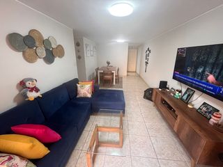 Foto 1 de Depa mas cochera en venta , en Torres de los Olivos