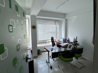 Foto 4 de ALQUILER DE EDIFCIO  GALERIAS en BOGOTÁ.