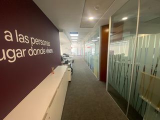 Foto 7 de MODERNA OFICINA, EDIFICIO CON AREAS COMUNES Y CERTIFICACION LEED