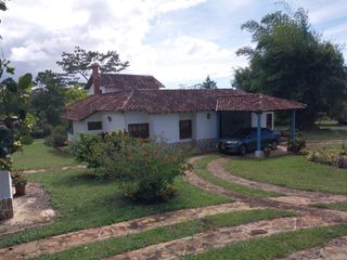 Foto 3 de CASA CAMPESTRE cerca al Mercado Campesino