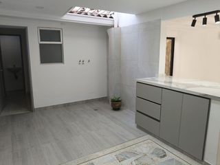 Foto 4 de VENTA HERMOSA  CASA REMODELADA CONDOMINIO CAMINO REAL