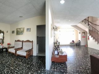 Foto 5 de CASA ESQUINERA BARRIO DEL SEGURO