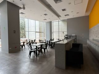 Foto 4 de Oficina corporativa de 439 m² con vista Golf Los Incas - Surco
